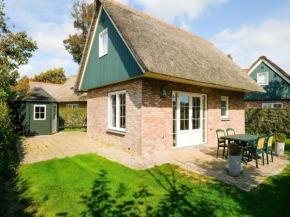 Holiday home, 10 mins from beach